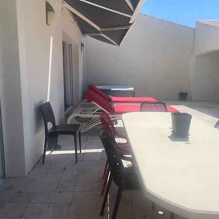 Maison Familiale Aux Portes De La Rochelle *